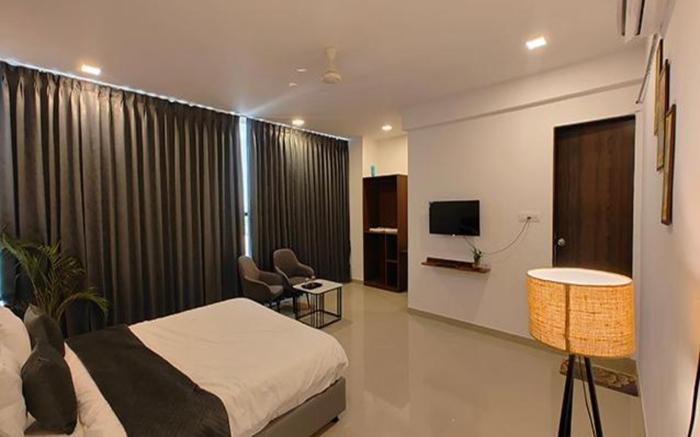 FabHotel Lotus Inn Pimpri Chinchwad