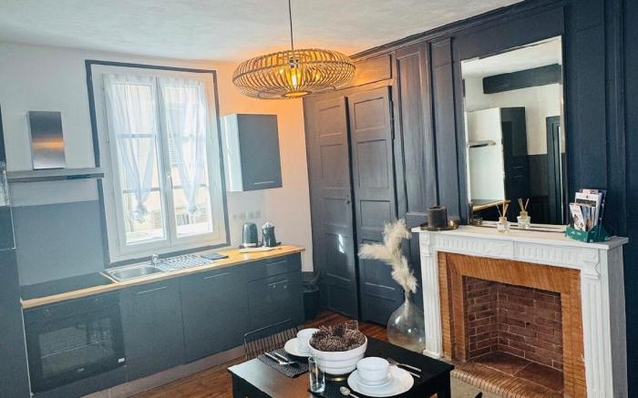 The Signature Limoges