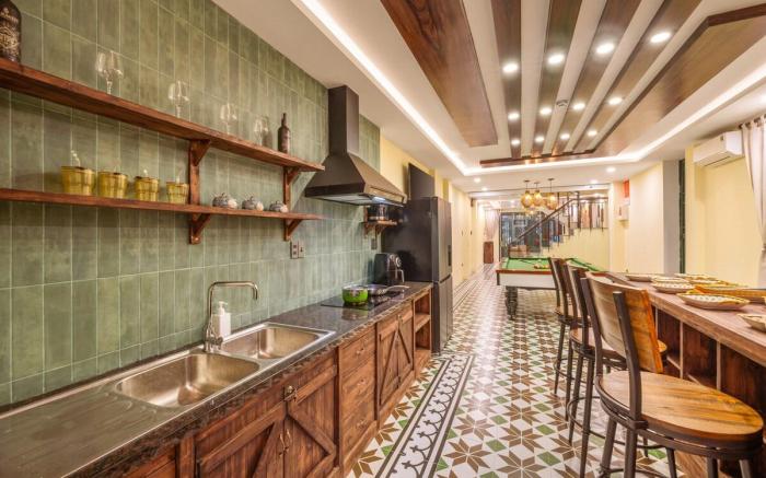 New build spacious 4 BR villa walkable MyKhe beach