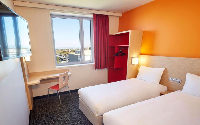 Kyriad ECO - Clermont Ferrand Estaing