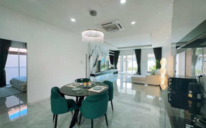 E私享4卧4卫高端度假泳池民宿/宽敞占地380平方/离中天海滩、夜市近/生活便利/小区免费停车可烧烤