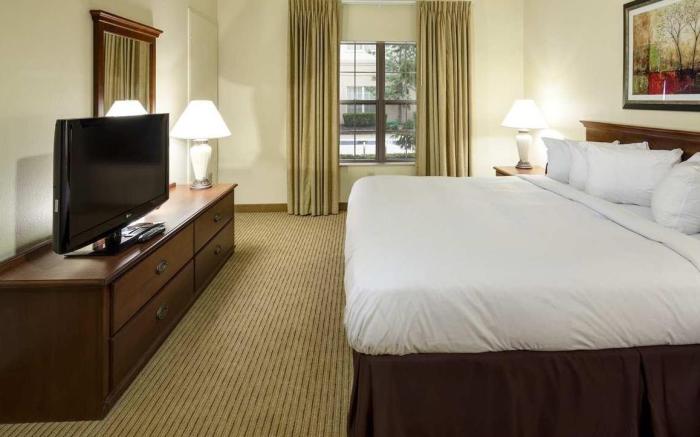 Homewood Suites by Hilton Newark-Cranford