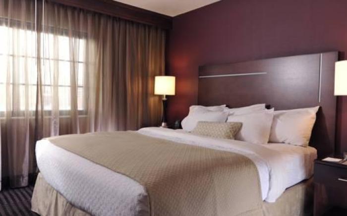 Embassy Suites by Hilton Des Moines Downtown
