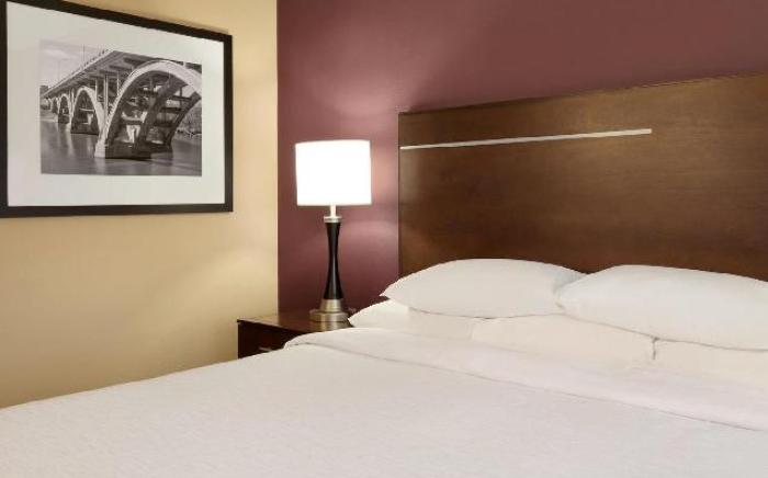 Embassy Suites by Hilton Des Moines Downtown