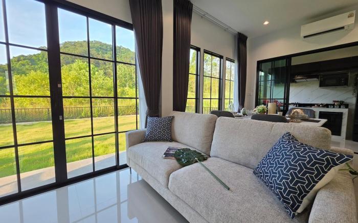 New House 2Bed 2Bath (BANYAKART Khao Phra)