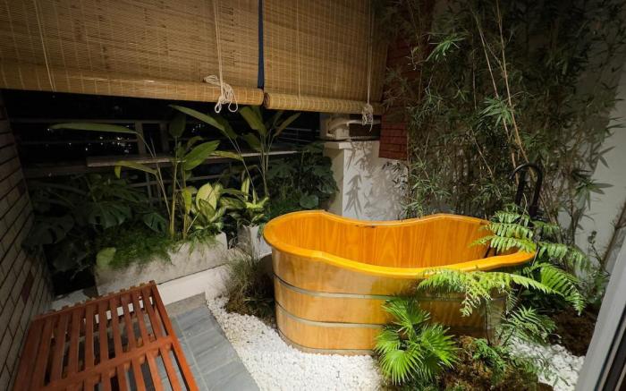 Home. Homestay - The Rustic Zen Westlake Room