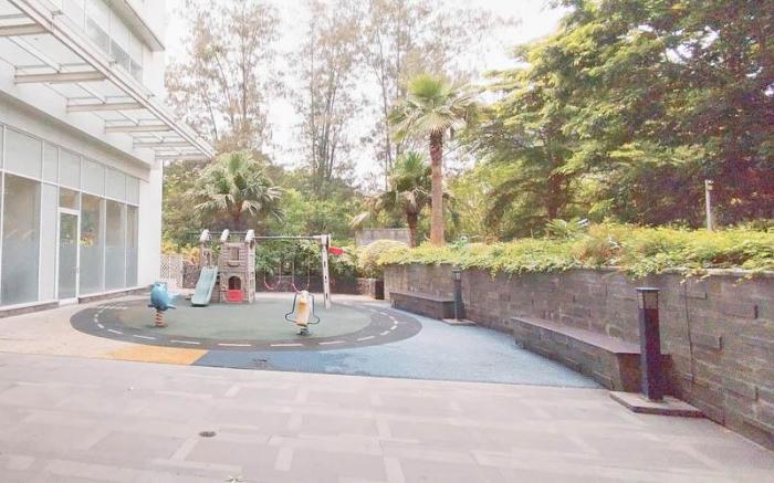 Cozy Homey 2BR @ Grand Sungkono Lagoon By Travelio