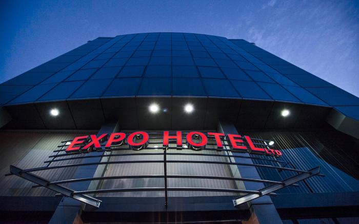 Expo Hotel
