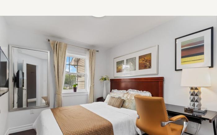 Luxury King with Ocean View 