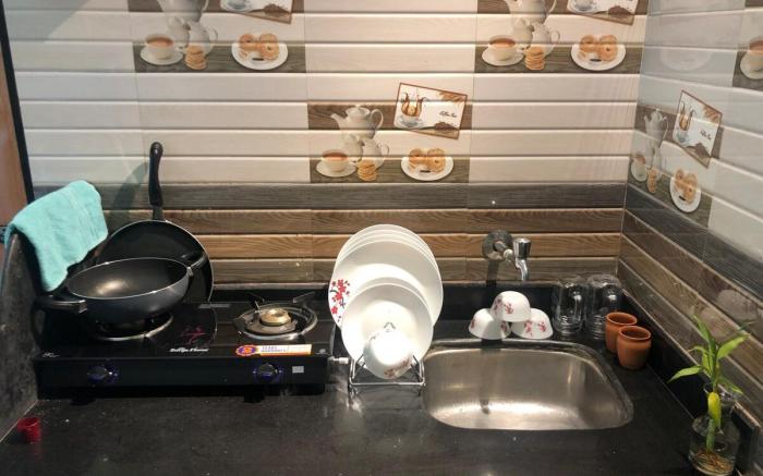 Mandrem Hill View Apt R1