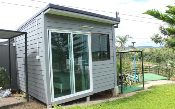 ไร่พอเพียงระเบียงน้ำ and Le Cafe Chaud