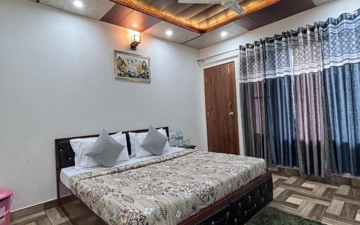 Wood Premium Hotel Kasauli