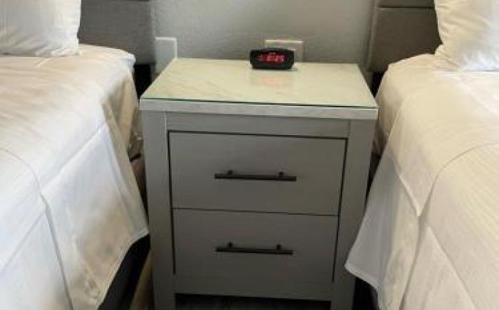 Schmidt's Creek Hotel