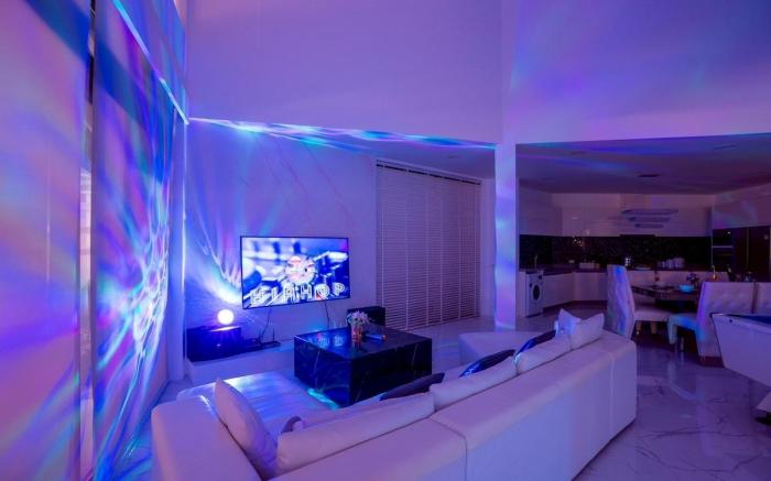 Wonderland Sapphire 8 Bedroom Luxury Villa