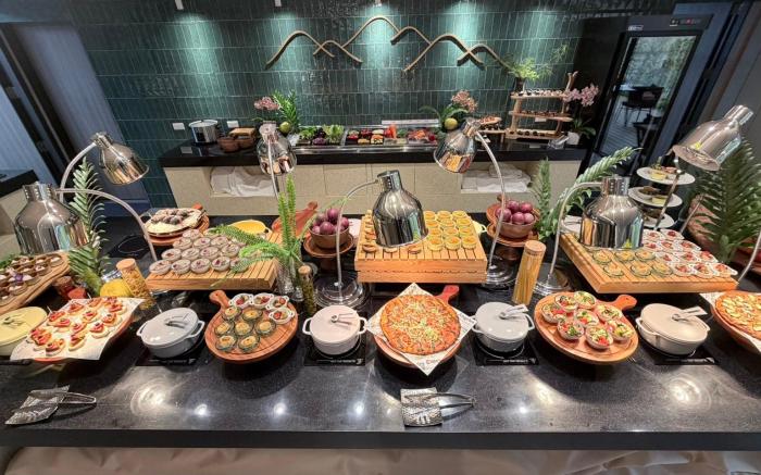 泰湖樓金鬱金香酒店