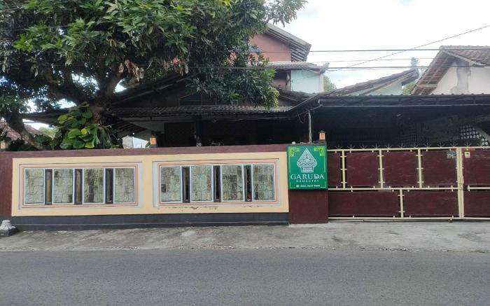 OYO 94937 Garuda Homestay Syariah