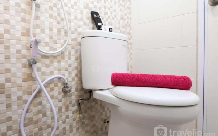 Contemporary 2BR at Bassura City Apt By Travelio