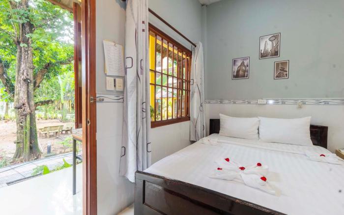 Green Bungalow Garden Resort