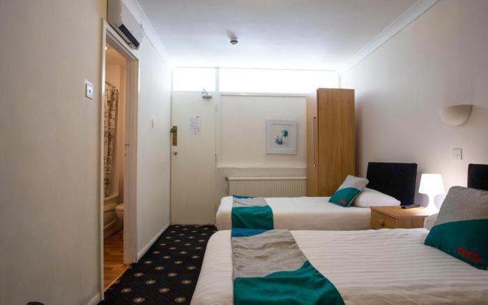 Executive Studio for 5