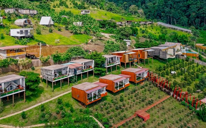 ม่อนแสนลี้โฮมสเตย์ผาปู่จอม