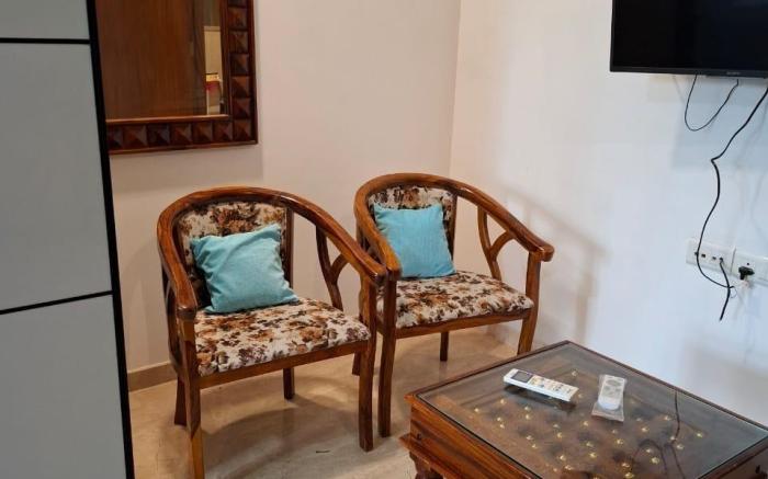 Theobroma studio near TCS