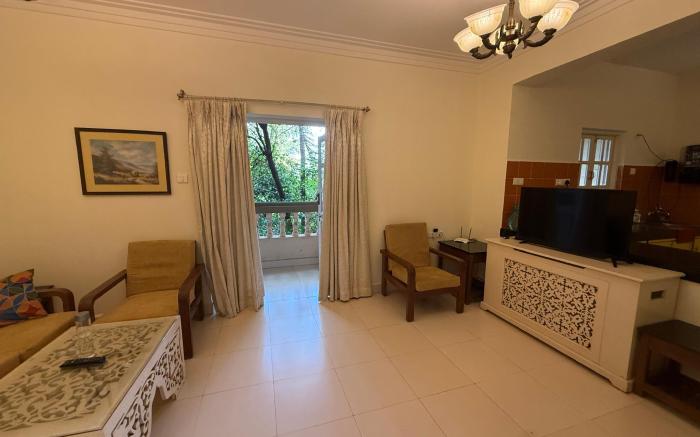 Three Peas in a Pod Stay