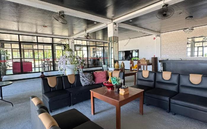 Puerto Paraiso Hostel