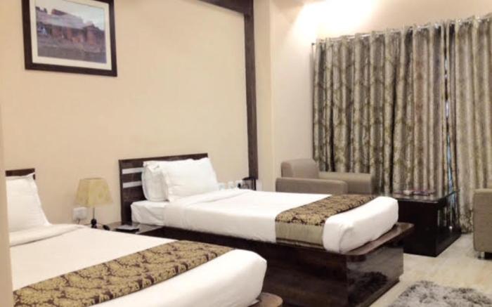 Hotel Madhuvan Palace Varanasi 