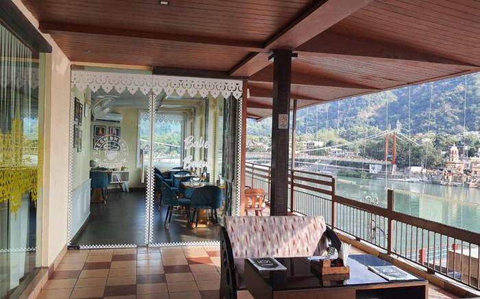 Sanskriti Vedic Retreat 