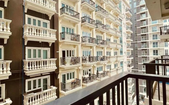 Cozy City Stay| Near SM |Free Wi-Fi & Pool Access