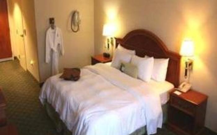 Hampton Inn San Francisco Airport Hotel