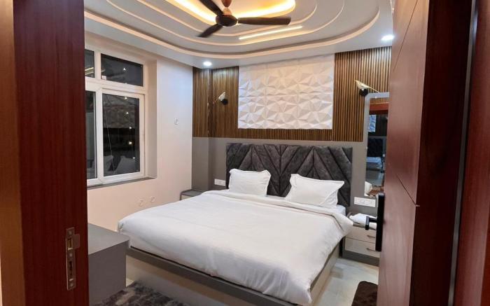 Hotel Yes Please Near New Delhi Junction