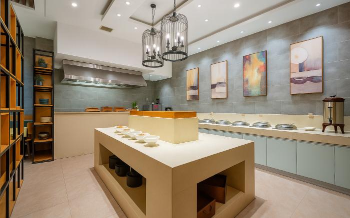 Opposite Yiwu Trade City · Breakfast included