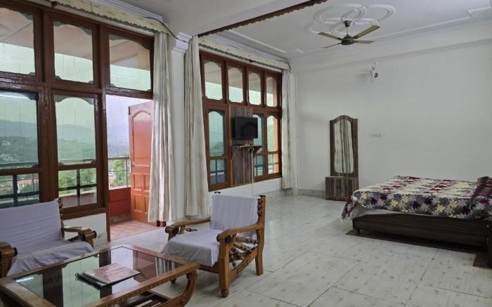 Besillio Grand Hotel & Restaurant