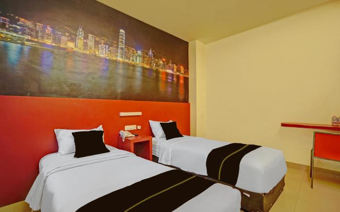 Dancenter Fariz Singosari Hotel