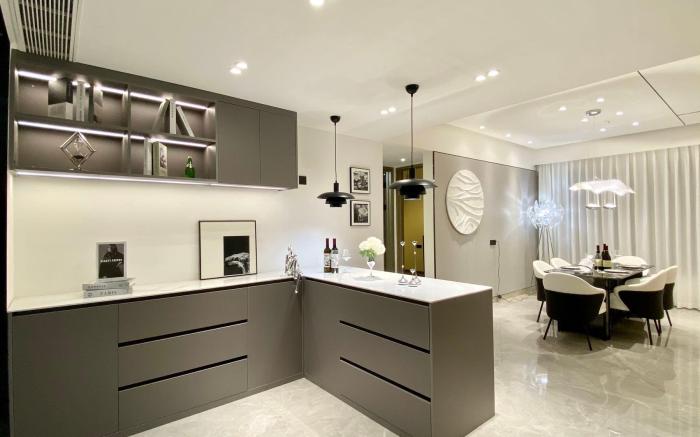 Front Row Spectacular River View - Luxury 4Bedroom