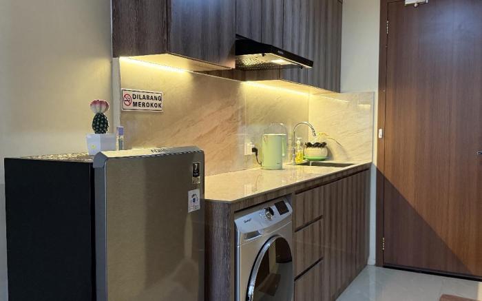 Staycation at Nagoya Thamrin City Tower A-15 