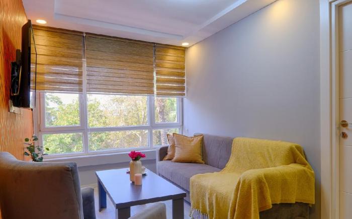 Bright Amber Flat Near Beach Old Town Free Wifi