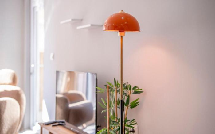 Cozy Apartment near Kaleici: City & Balcony Views