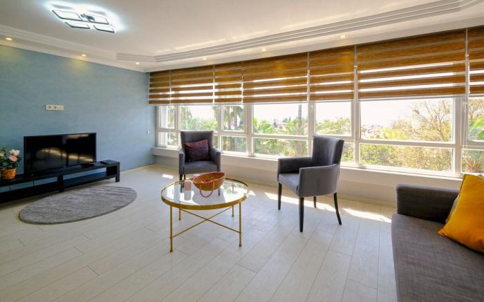 Central Flat in Kaleici with Sea View, Near Beach