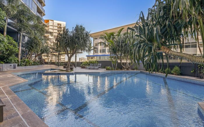 Modern South Bank Apt | Walk to Dining & Museums