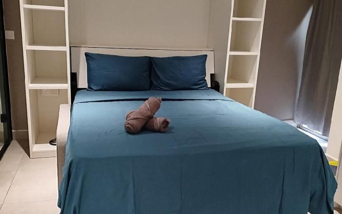 Standard Queen Studio by ComfyAsia