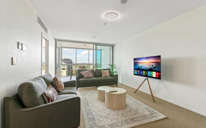 Kangaroo Point 2-Bed Flat with Gym & Pool