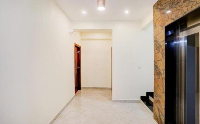 Hotel grand Vista near International Airport Benga