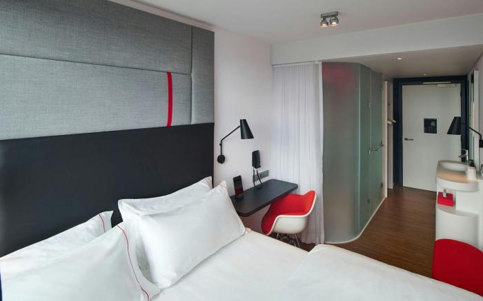 citizenM London Victoria Station