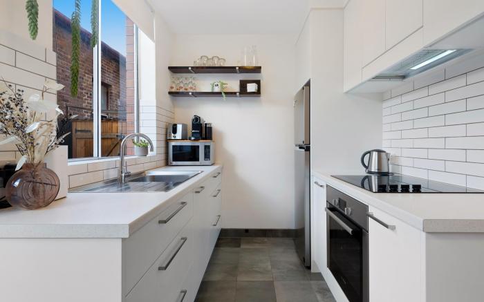 Snug St Kilda Apartment with Private Courtyard