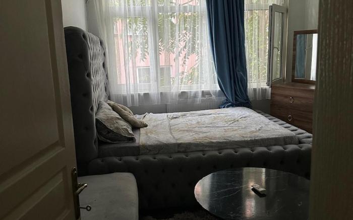 Cozy Room in Heart of Istanbul