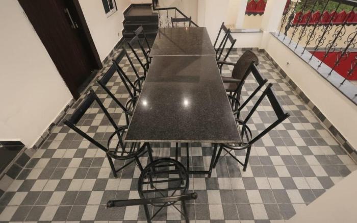 The Secret Villa (Entire Property with Pool)