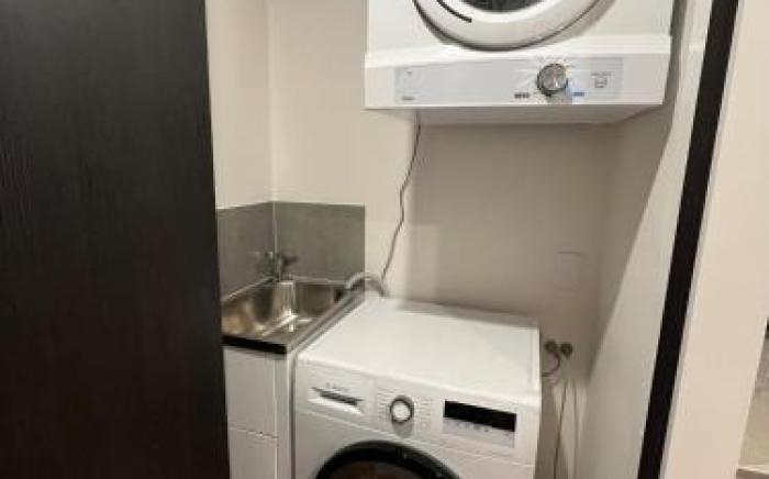 2 Bedroom Apartment ANU Canberra Center
