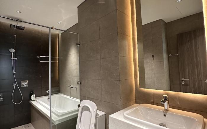 Apartment Diamond Centery | 96m2 | Celadon City 